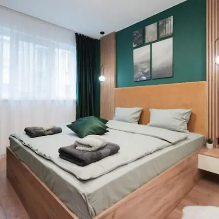 - Exclusive 1bd In Center Апартаменты София