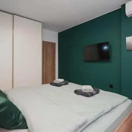 - Exclusive 1bd In Center Sofia